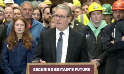 Starmer do Reino Unido anuncia expansão da frota de submarinos em preparação para o combate.