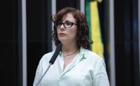Carla Zambelli pode ser extraditada ou presa no exterior? Entenda