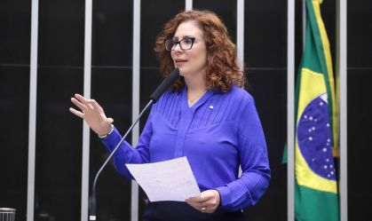 Pedido de extradição de Carla Zambelli já está na Itália