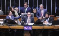 Derrubada do aumento do IOF: saiba como votou cada deputado
