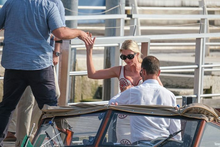 Ivanka Trump arrives at Marco Polo airport in Venice for the wedding of Jeff Bezos and Lauren Sanchez • Stefano Mazzola/GC Images
