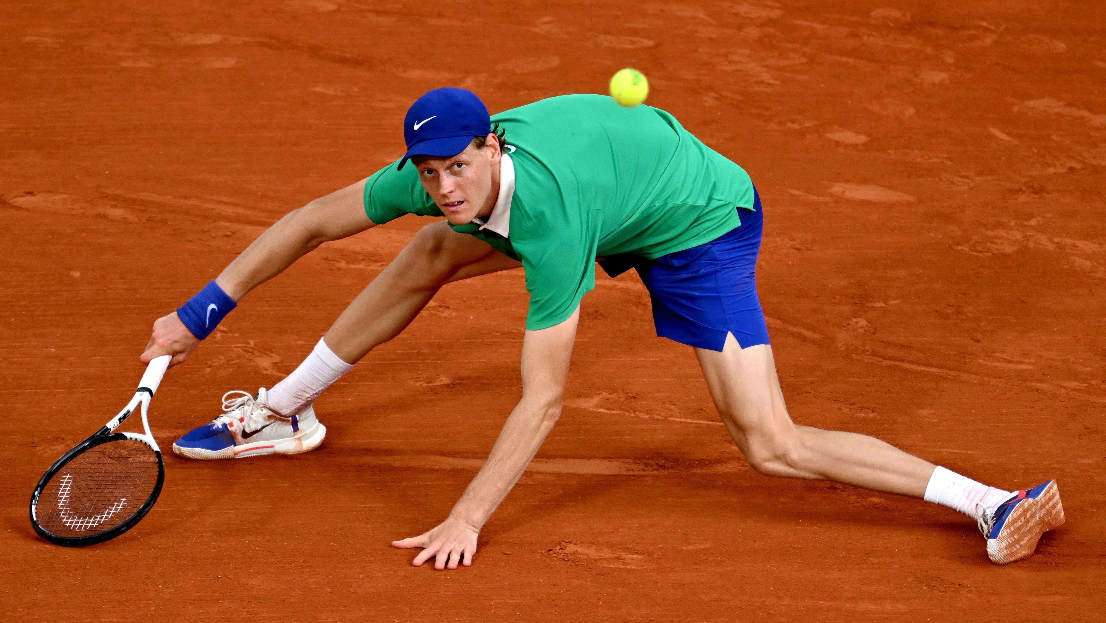 Sinner avançou à semifinal de Roland Garros
