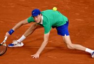 Sinner vence Bublik e garante vaga na semifinal de Roland Garros