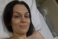 Com câncer, Jessie J atualiza estado de saúde e cita vantagens da cirurgia