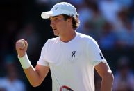 João Fonseca estreia em Wimbledon com vitória sobre anfitrião
