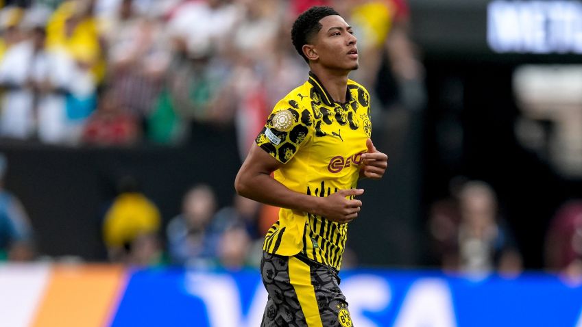 Jobe Bellingham fez sua estreia no Borussia Dortmund • Foto: Divulgação/ Borussia Dortmund
