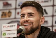 Jorginho abre o jogo sobre reencontro com ex-clube, Chelsea: "Gostinho bom"