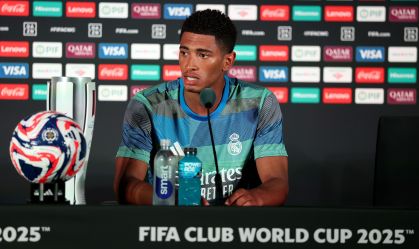 Bellingham critica qualidade dos gramados no Mundial: "A bola mal quica"