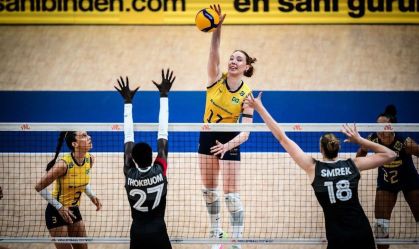 Brasil vence o Canadá e sobe na tabela da Liga das Nações de Vôlei