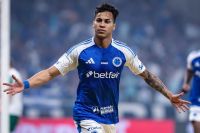 Kaio Jorge decide, Cruzeiro vence e passa o Palmeiras no Brasileirão