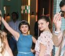 “Garota do Momento”: elenco se despede da trama com álbum de fotos