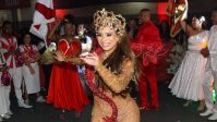 Lexa assume como madrinha de bateria da Dragões da Real; veja fotos
