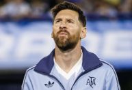 Scaloni confirma Messi, mas destaca força coletiva da Argentina