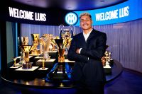 A poucos dias do Mundial, Inter de Milão anuncia atacante ex-Botafogo