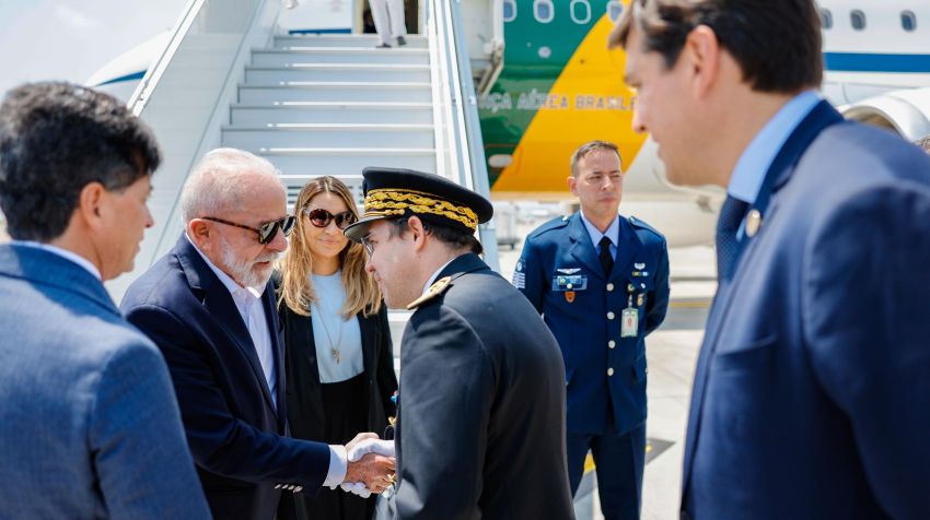 Presidente da República, Luiz Inácio Lula da Silva, durante chegada a Nice no Aeroporto de Nice Côte d'Azur • Flickr/Ricardo Stuckert/PR