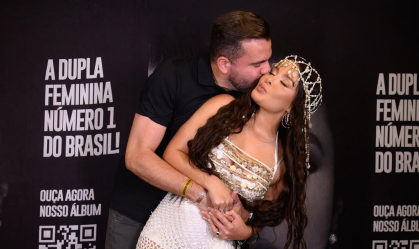 Após três pedidos de casamento, cantora brincou que já tinha se casado em segredo