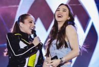 Mari Fernandez faz pedido de casamento durante show; veja momento