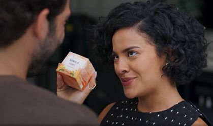 Arnica é boa para lesões? Como age pomada de Maria de Fátima em "Vale Tudo"