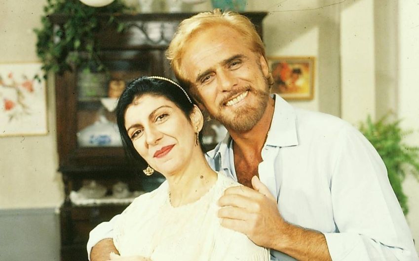 Marilia Pera e Francisco Cuoco em "Lua Cheia de Amor" • Reprodução/TV Globo
