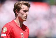 Capitão do Urawa Reds se desculpa após não cumprimentar jogadores do River Plate