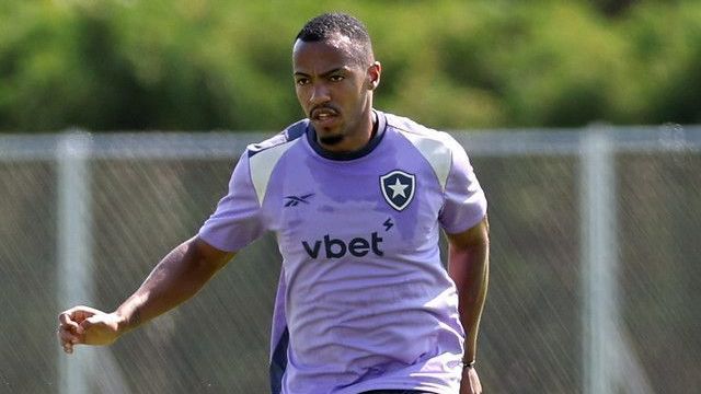 Marlon Freitas, capitão do Botafogo