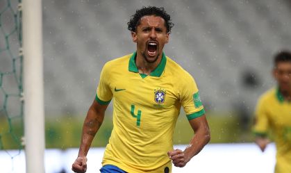Brasil defende invencibilidade na Neo Química Arena contra o Paraguai