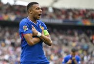 Com brilho de Mbappé, França garante terceiro lugar da Nations League