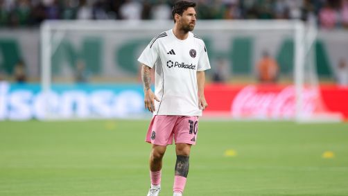 Lionel Messi aquece antes de Inter Miami x Palmeiras