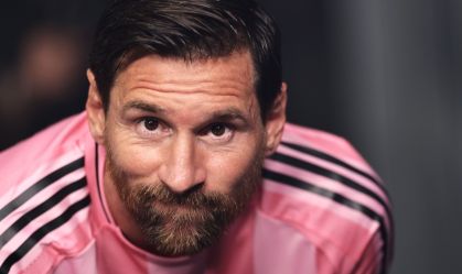 Al-Ahli tenta convencer Messi a deixar o Inter Miami, diz jornal