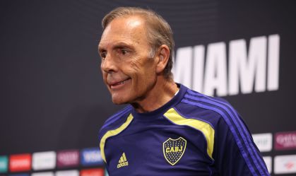 Técnico do Boca minimiza goleada do Bayern na estreia: "Rival semiprofissional"
