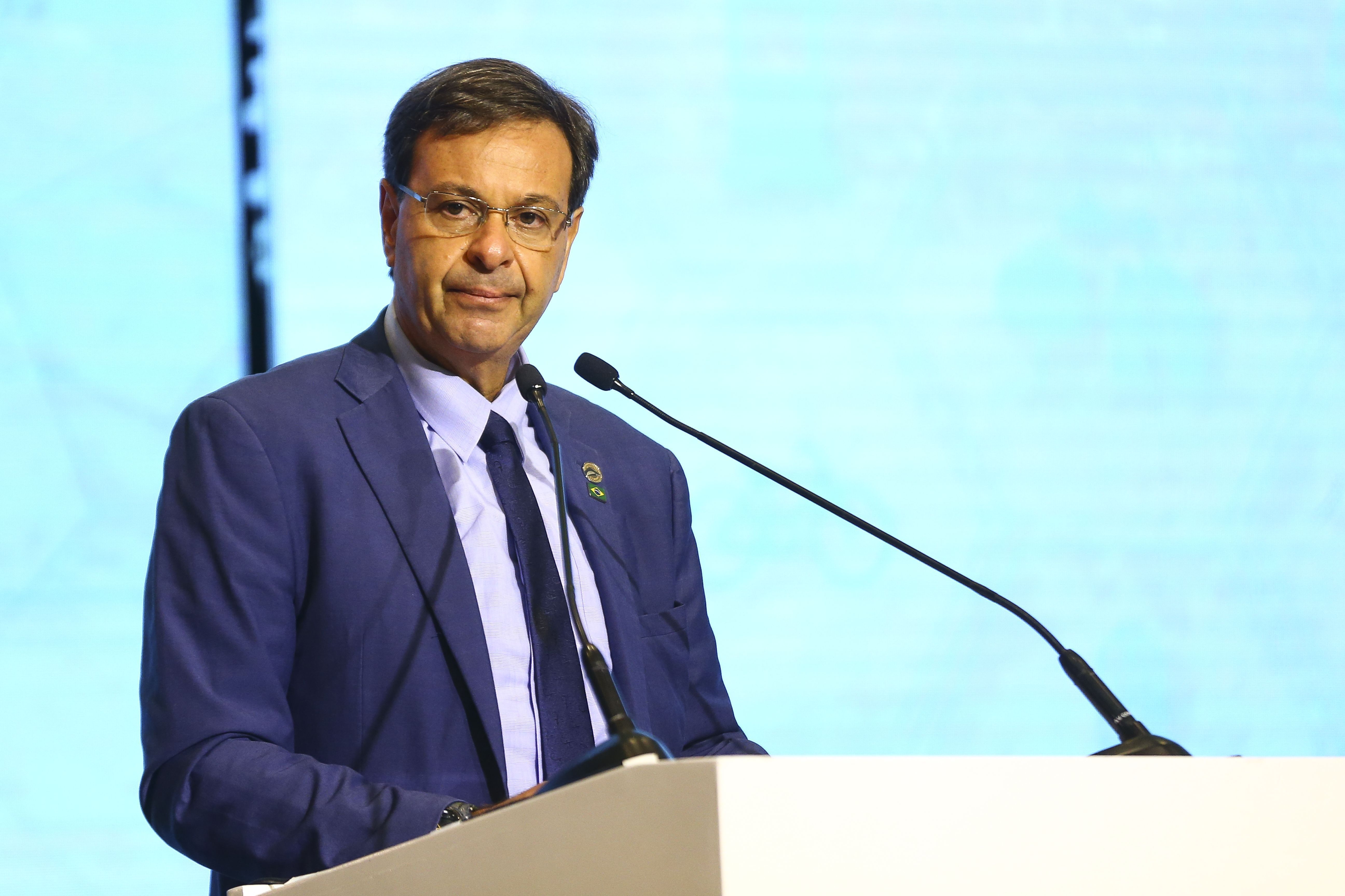 O ministro do Turismo, Gilson Machado, durante abertura do seminário empresarial Brasil-Emirados Árabes Unidos.