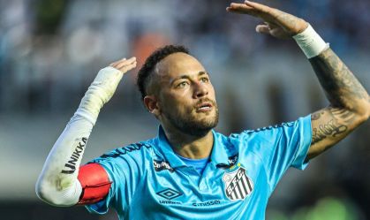 Pai de Neymar abre o jogo sobre renovação do craque com o Santos