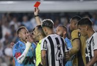 Expectativa pela volta do Brasileirão rende memes na internet; veja