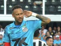 Neymar fez promessa para a torcida do Botafogo antes de expulsão e derrota
