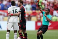 Mundial: aniversariante é expulso contra o Flamengo após 4 minutos em campo