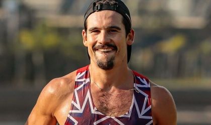 Sabrina Sato se derrete ao comentar foto de Nicolas Prattes pós-corrida