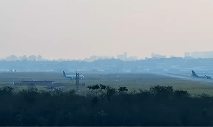 Linha de pipa enrosca em avião durante pouso em São Paulo