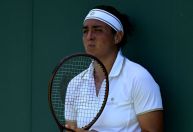 Primeiro dia em Wimbledon tem choro e drama de ex-finalista