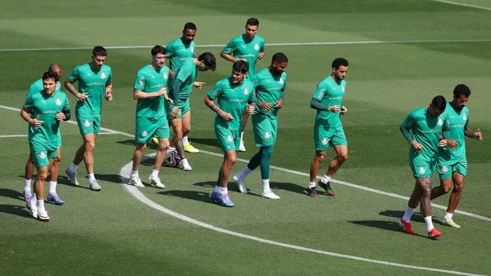 Elenco do Palmeiras treinou neste sábado (21), em Greensboro, nos Estados Unidos