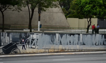 Projeto que suspende CNH de pichadores avança na Câmara