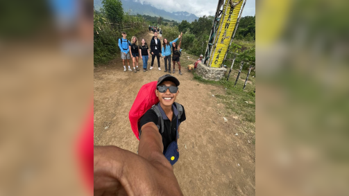 imagens de local onde está vulcão em que brasileira ficou desaparecida