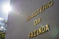 Fazenda aceita rever risco sacado e VGBL