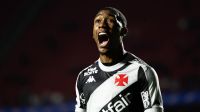 Vasco passeia contra o São Paulo, e Diniz instaura crise no ex-clube