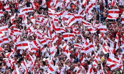 "Mundial sentirá falta da torcida argentina, mas não do futebol", diz New York Times