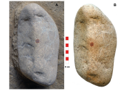 Arqueólogos encontram impressão digital de 43 mil anos em rocha
