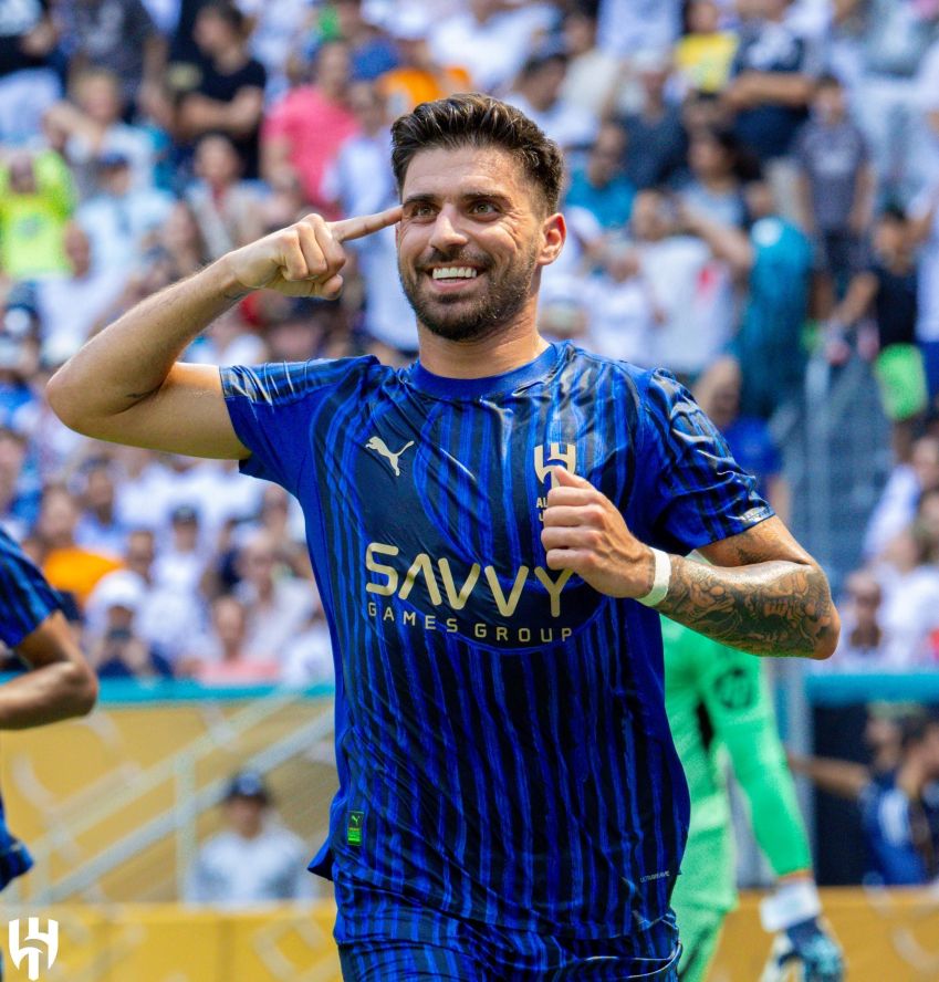 Rúben Neves marcou para o Al-Hilal de pênalti • Divulgação/Al-Hilal