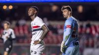 Em crise, São Paulo completa oito jogos seguidos com defesa vazada
