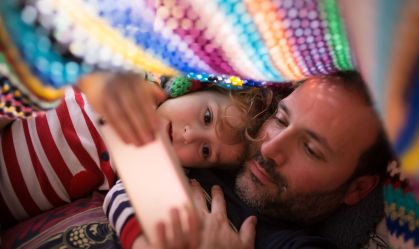 Saúde mental do pai influencia no desenvolvimento dos filhos, diz estudo