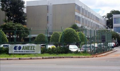 Posse dos novos diretores da Aneel e ANM é oficializada em cerimônia no MME