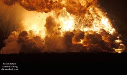 Foguete da SpaceX explode durante teste; veja vídeo
